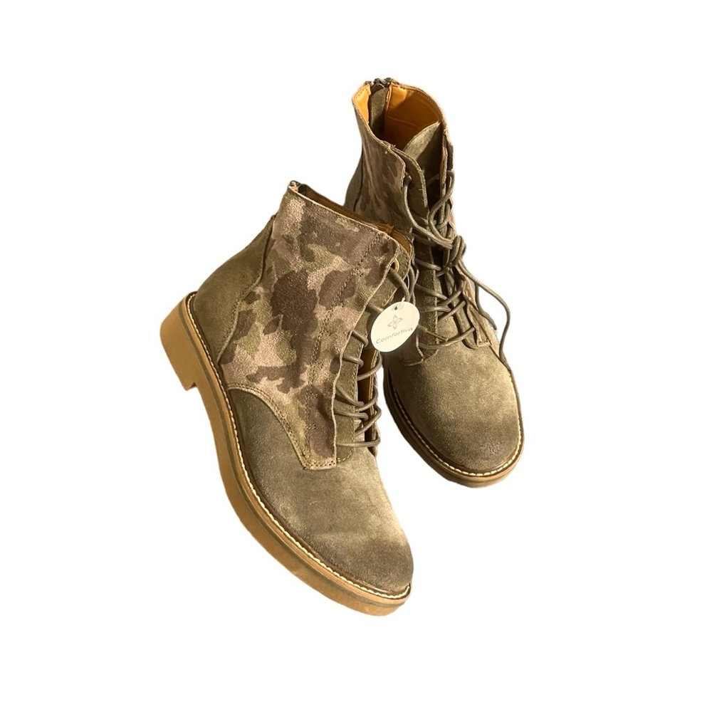 NWT Comfortiva Women's Renny Army Green Olive combat boot size 7 1/2 retail $145